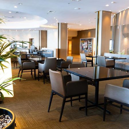 Beachfront Boutique Apartment Herzliya Luaran gambar