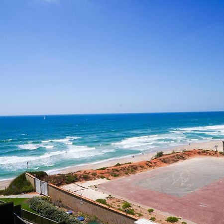 Beachfront Boutique Apartment Herzliya Luaran gambar