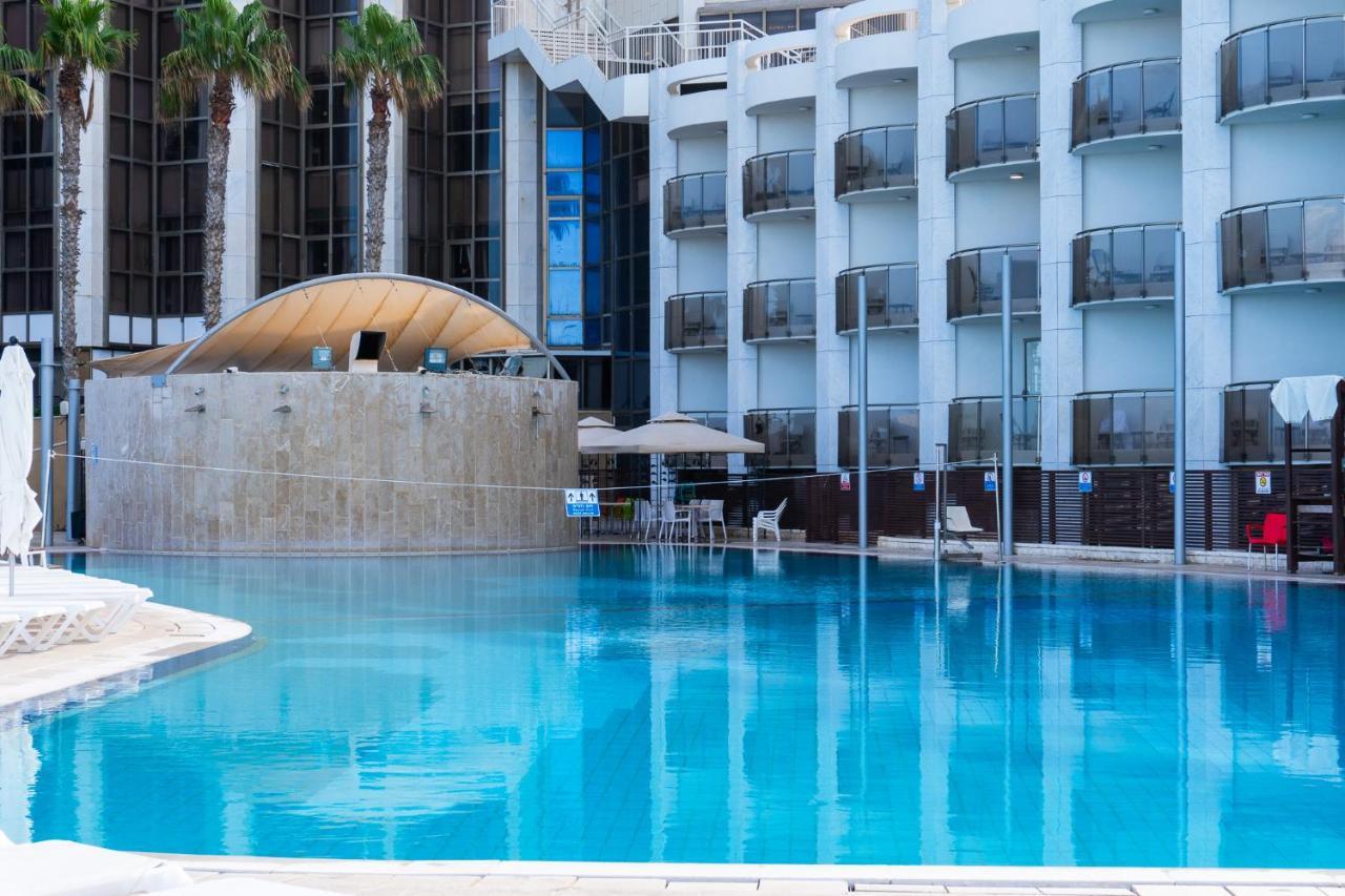 Beachfront Boutique Apartment Herzliya Luaran gambar